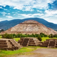 /album/fotogaleria/a20243267-pyramids-of-the-sun-and-moon-on-the-avenue-of-the-dead-teotihuacan-ancient-historic-cultural-city-ol-jpg/